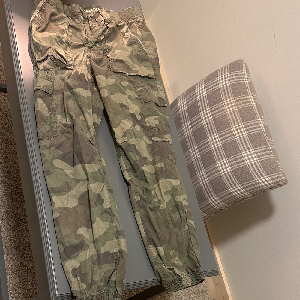 American Eagle Camo Cargo Pants